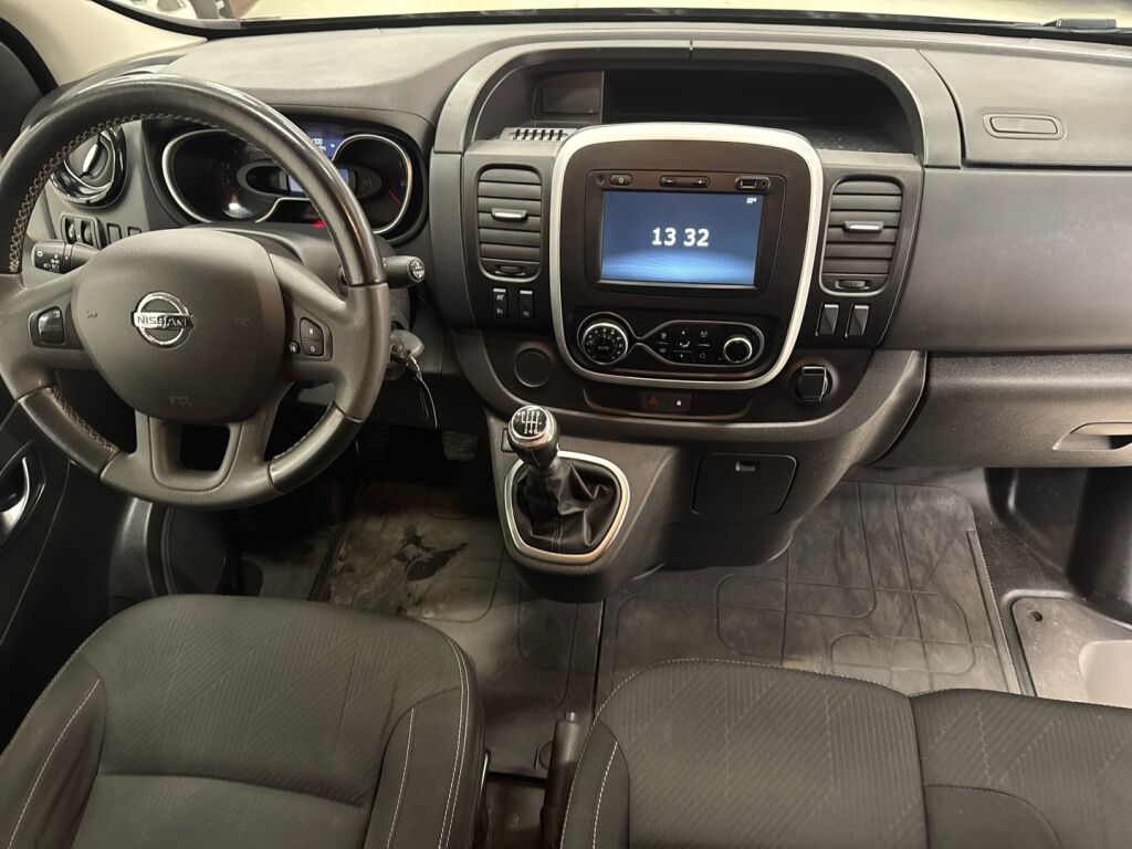 Nissan NV300 2021 Hopea