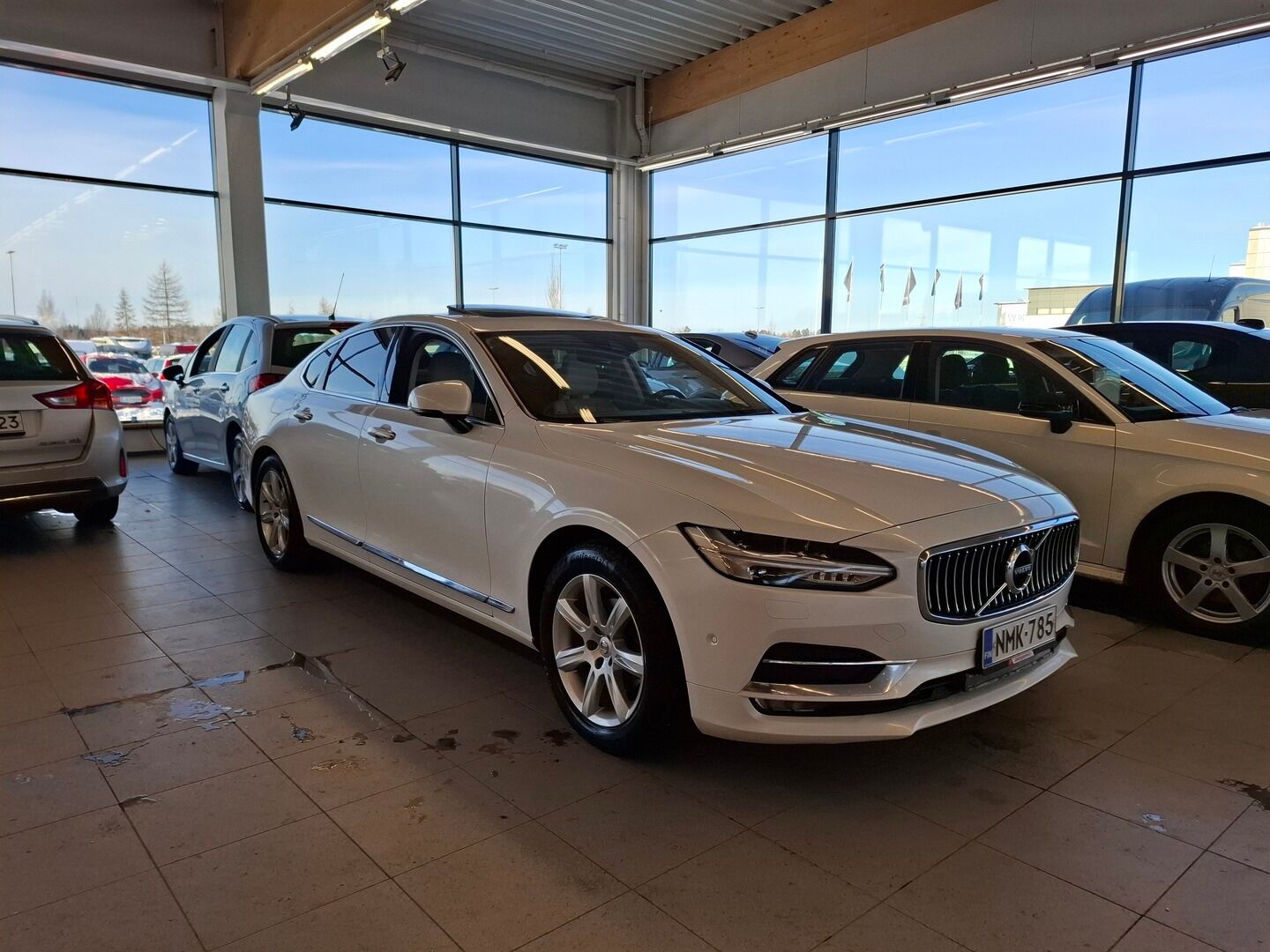 Volvo S90