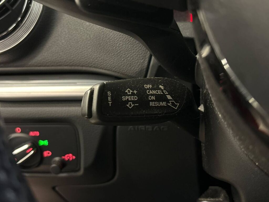 Audi A3 2012 Punainen