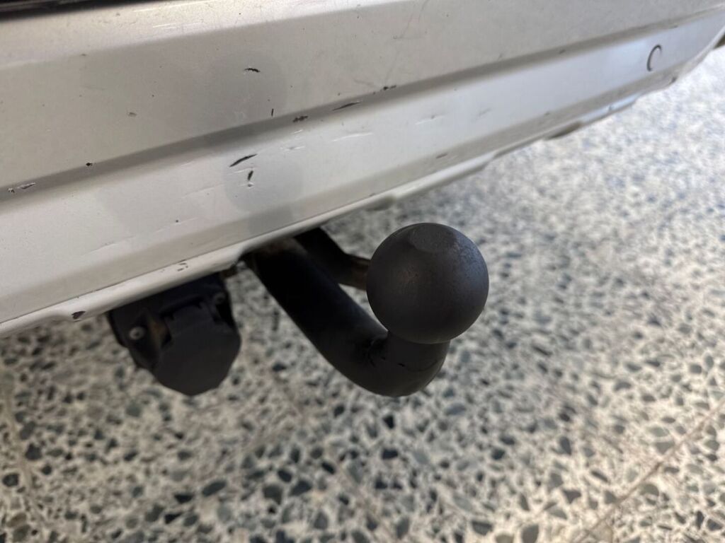 Volvo XC70 2015 Musta