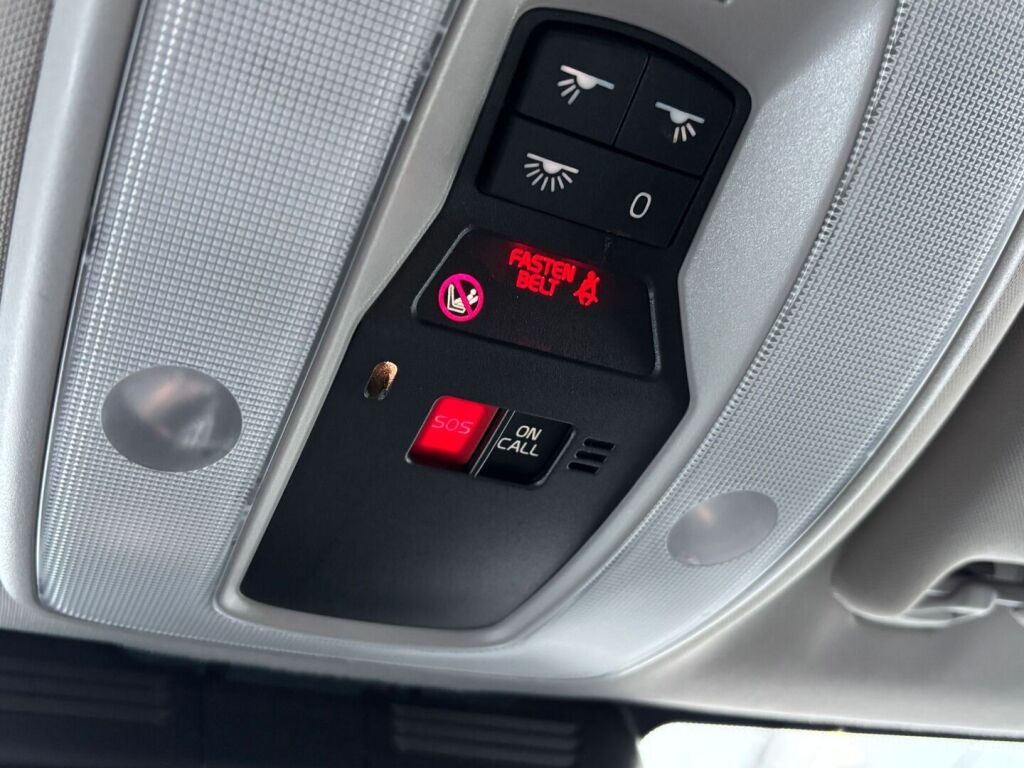 Volvo XC70 2015 Musta