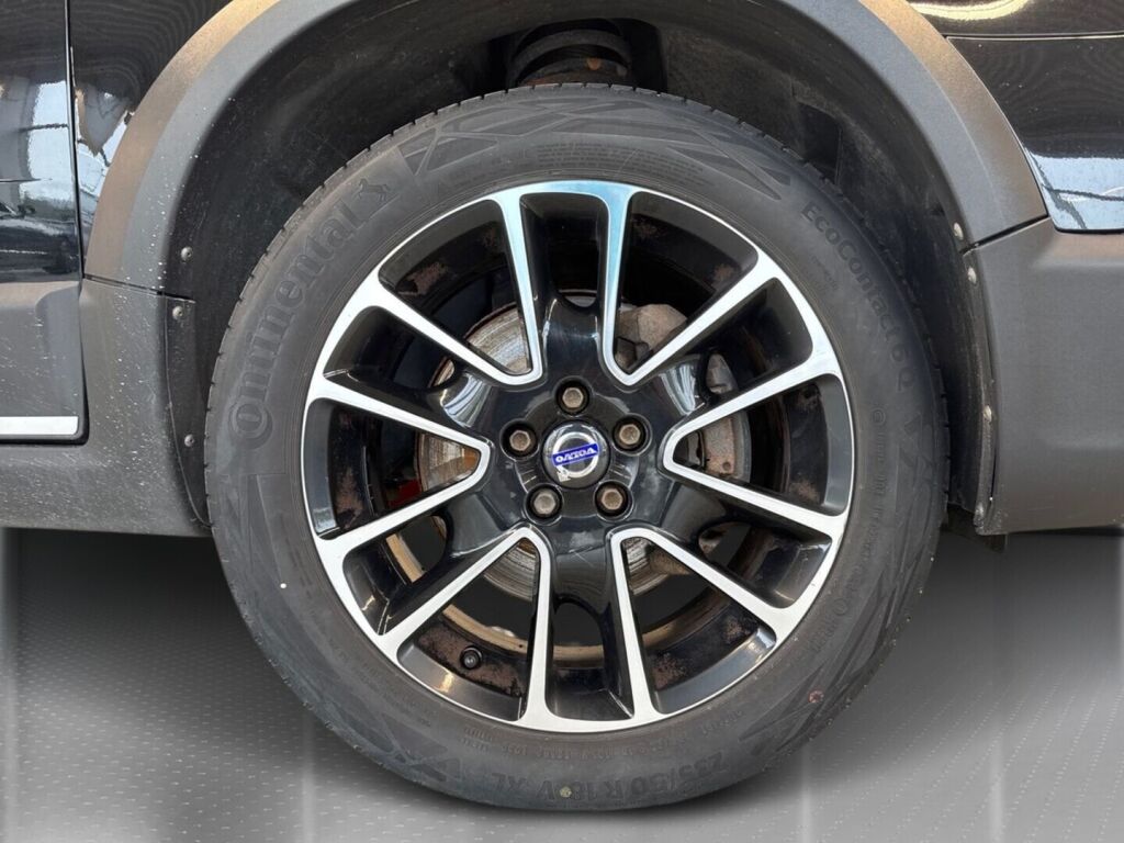 Volvo XC70 2015 Musta