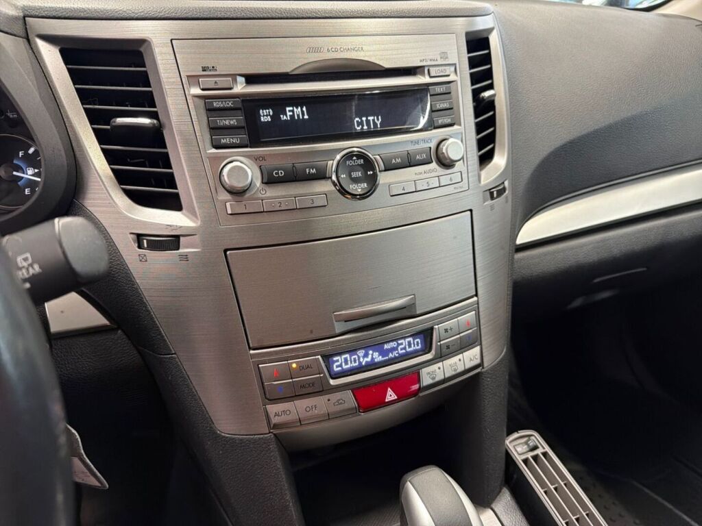 Subaru Legacy 2011 Harmaa
