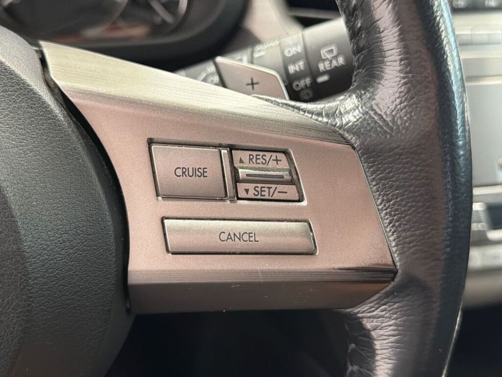 Subaru Legacy 2011 Harmaa