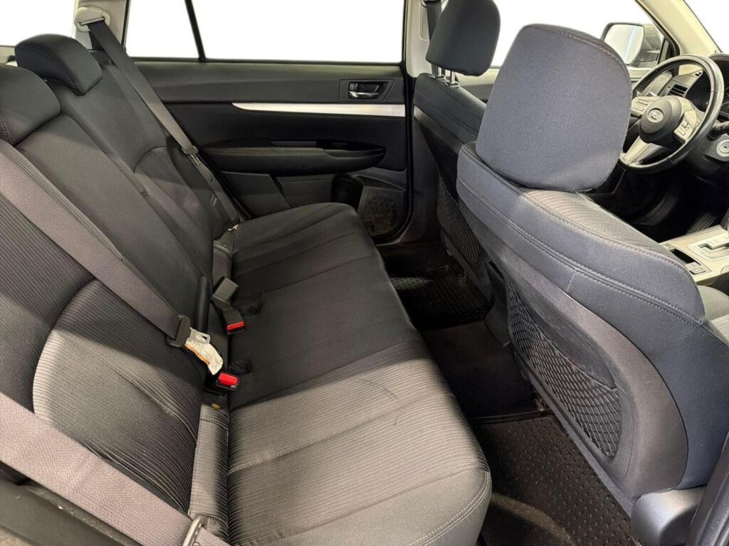 Subaru Legacy 2011 Harmaa