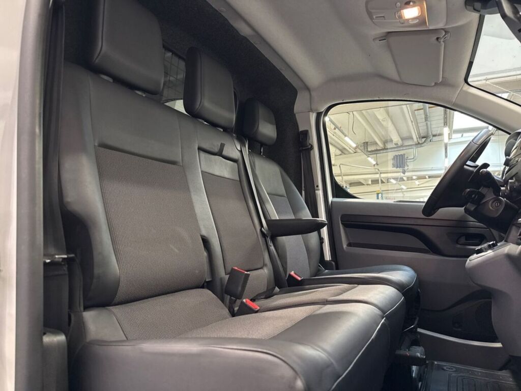Toyota Proace 2022 Valkoinen