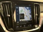 Volvo V60 2022 Musta