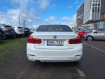 BMW 330 2018 Valkoinen