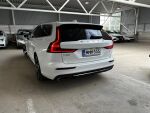 Volvo V60 2022 Valkoinen
