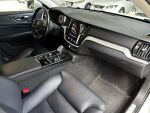 Volvo V60 2022 Valkoinen