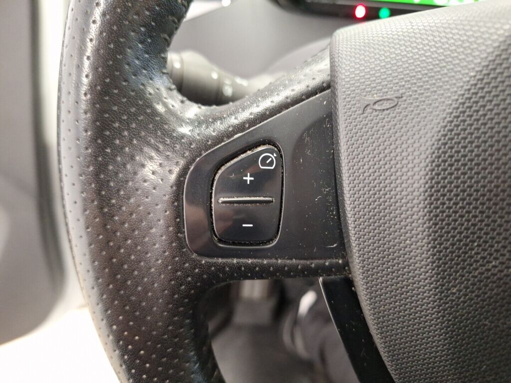 Renault Zoe 2020 Valkoinen