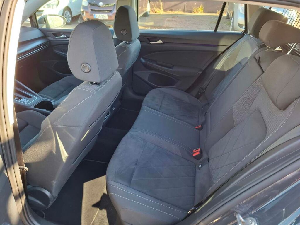Volkswagen Golf 2022 Harmaa