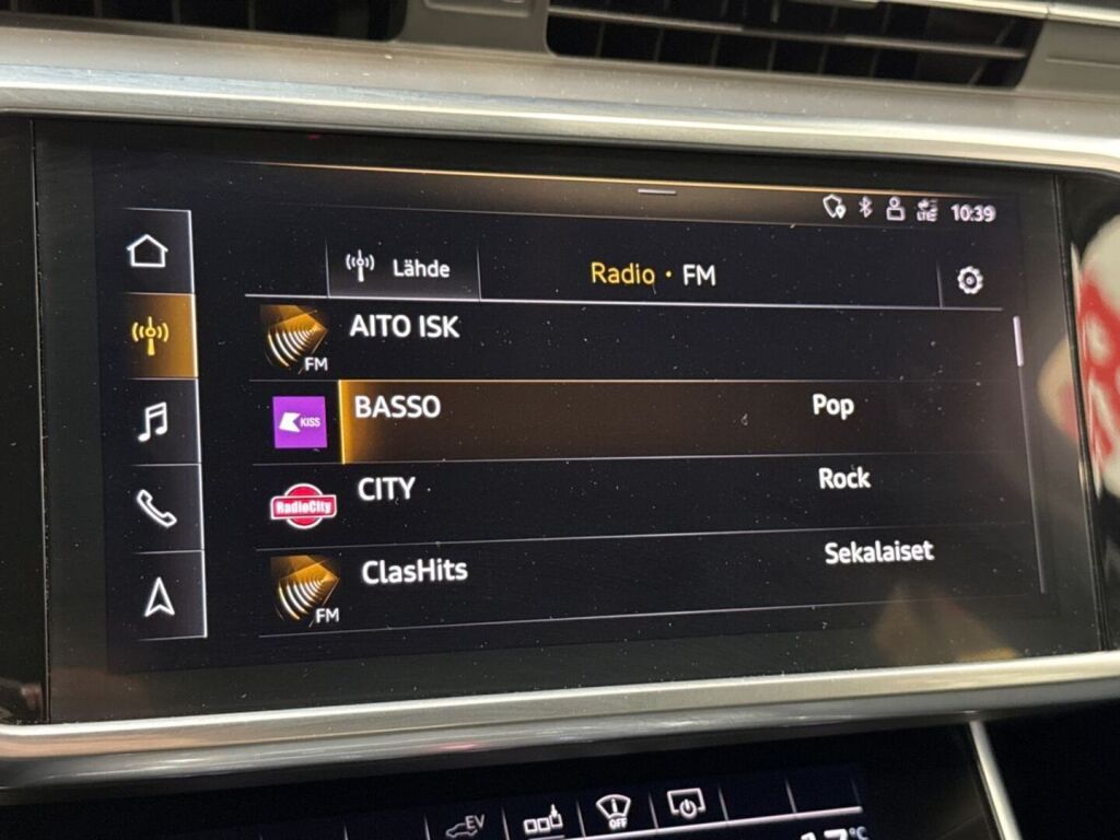 Audi A6 2020 Sininen
