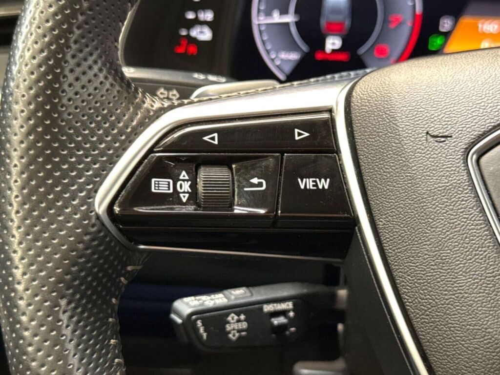 Audi A6 2020 Sininen