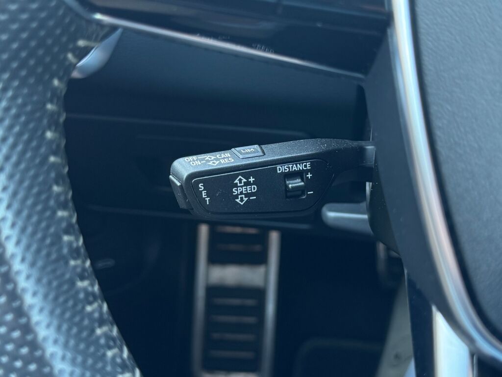 Audi A6 2020 Sininen