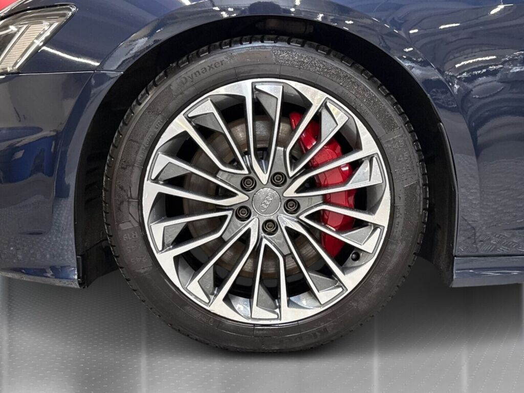 Audi A6 2020 Sininen