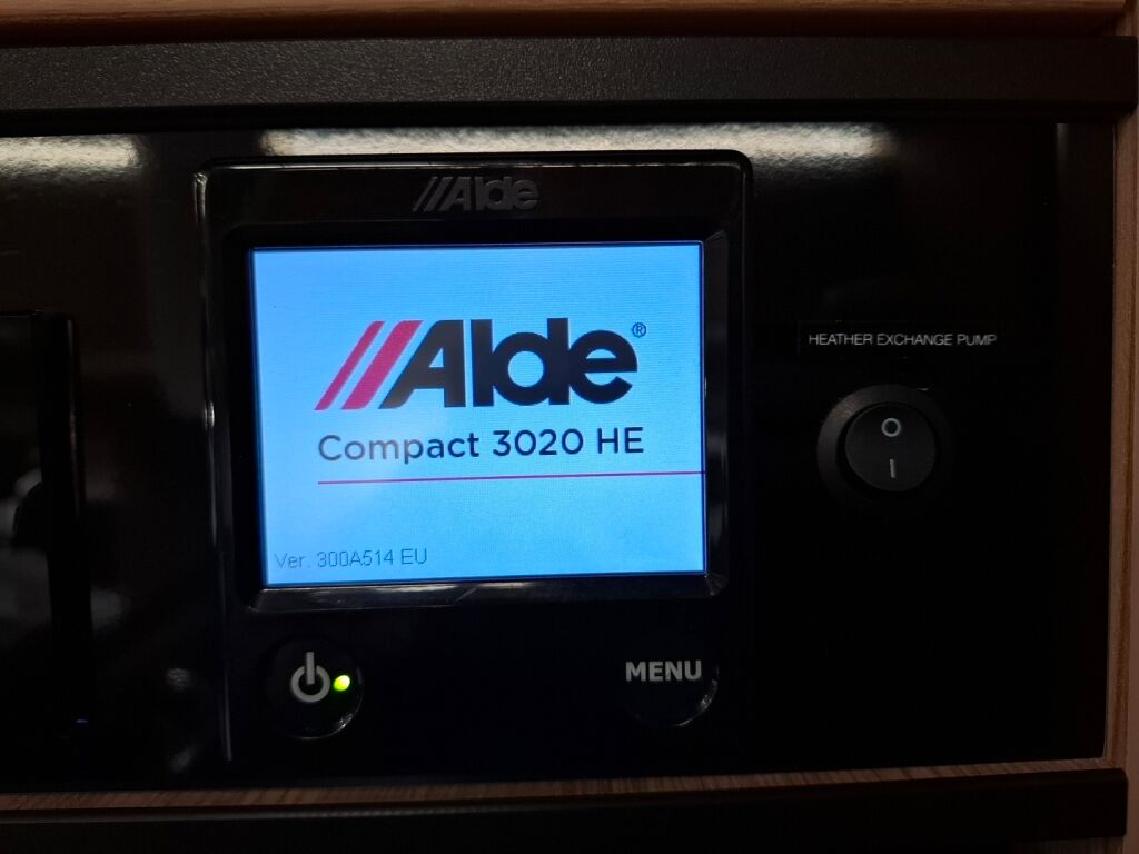 Adria Matrix Plus 670 SL Nordkapp Edition 2021 Valkoinen