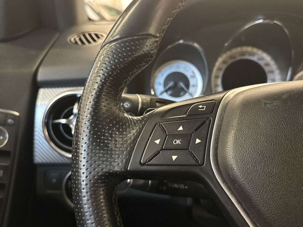 Mercedes-Benz GLK 2012 Hopea