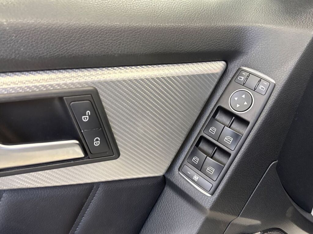 Mercedes-Benz GLK 2012 Hopea