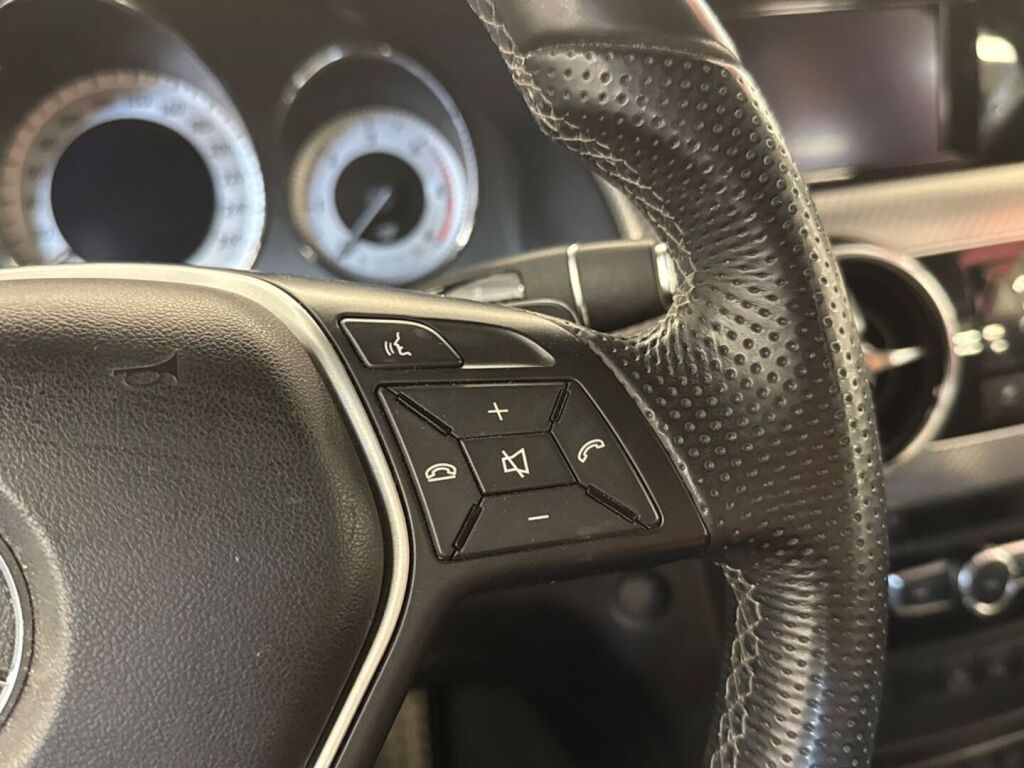 Mercedes-Benz GLK 2012 Hopea