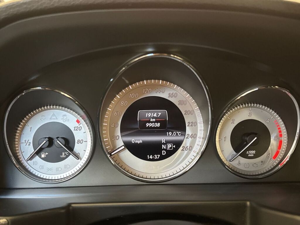 Mercedes-Benz GLK 2012 Hopea