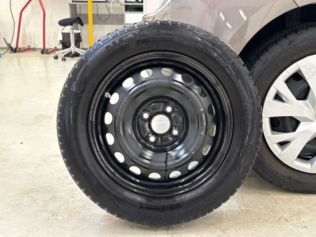 Toyota Yaris 2019 Harmaa