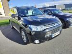 Mitsubishi Outlander PHEV 2013 Musta