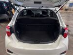 Toyota Yaris 2017 Valkoinen