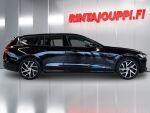 Volvo V60 2019 Musta