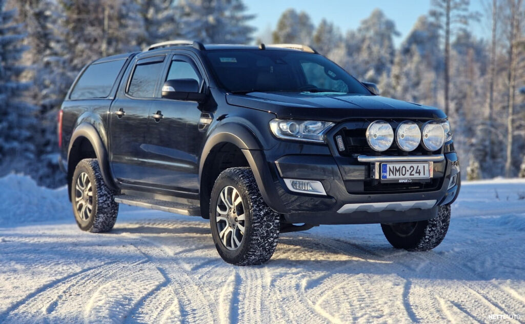 Ford Ranger 2017 Musta