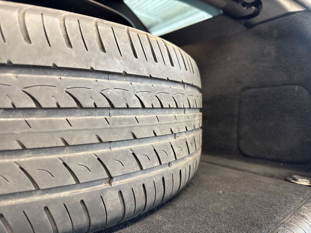 Mercedes-Benz C 2017 Punainen