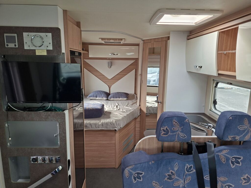 Bürstner LYSEO M 660 ALDE 2022 Harmaa