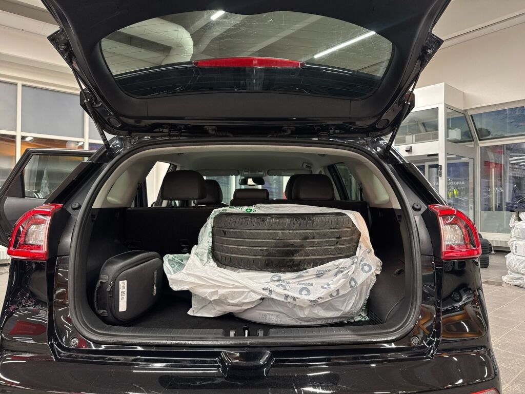 Kia Niro plug-in 2018 Musta