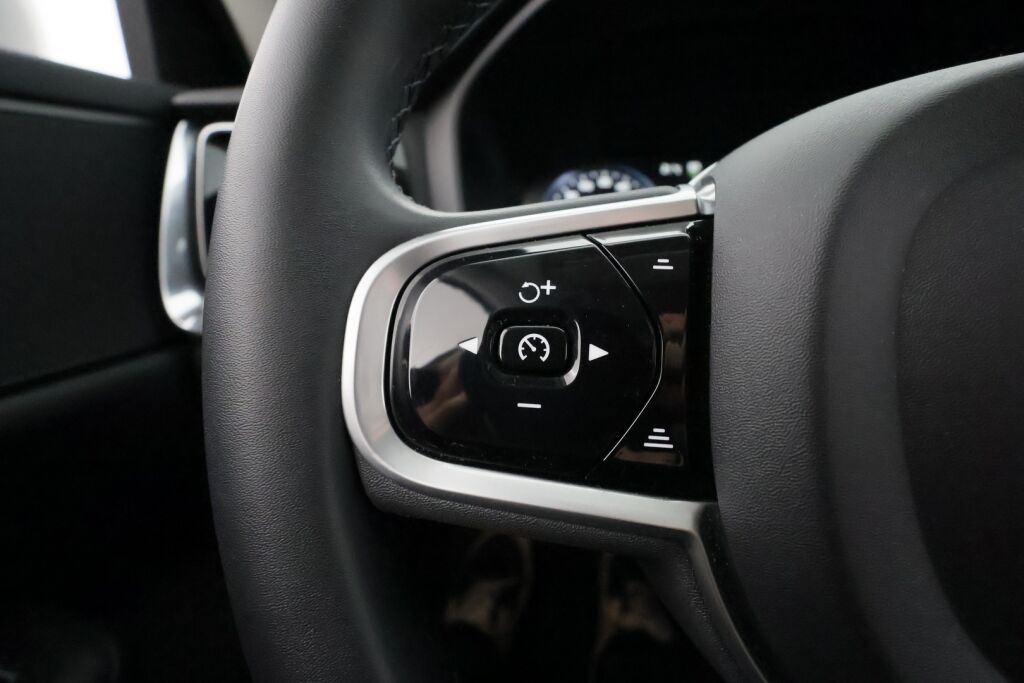 Volvo V60 Cross Country 2022 Valkoinen