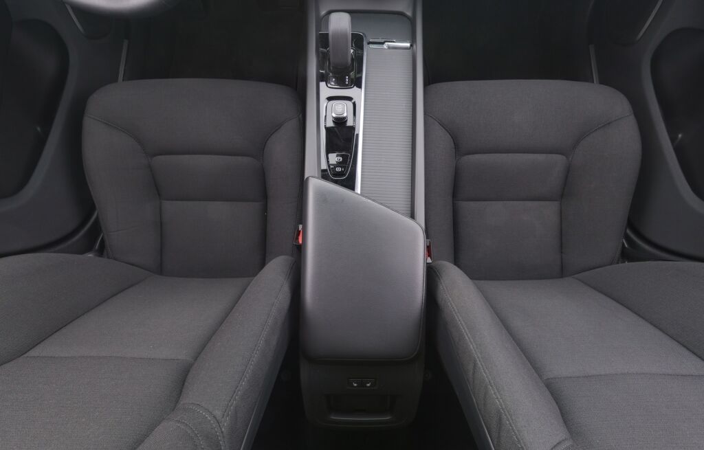 Volvo V60 Cross Country 2022 Valkoinen