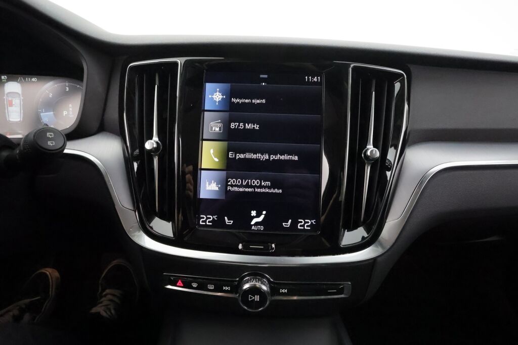 Volvo V60 Cross Country 2022 Valkoinen