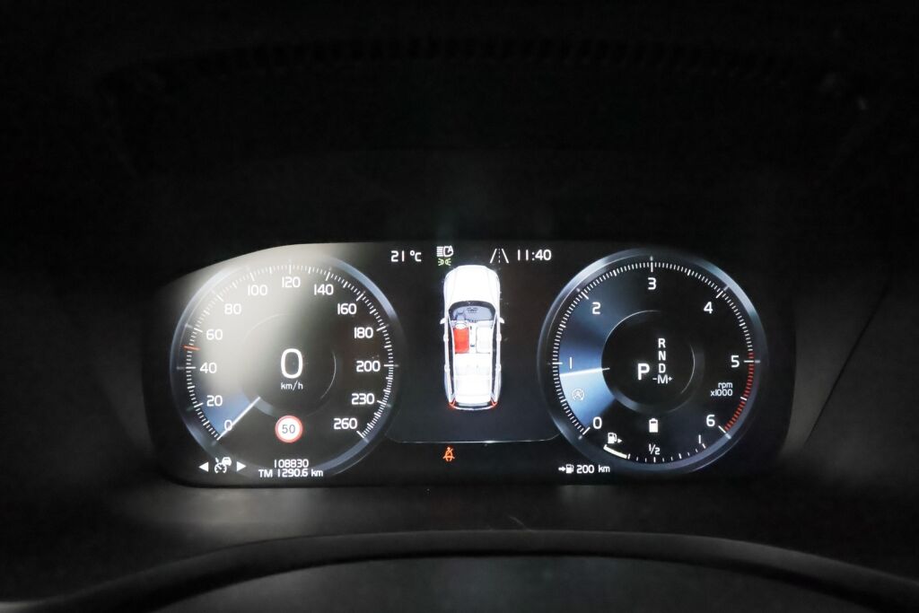 Volvo V60 Cross Country 2022 Valkoinen