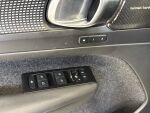 Volvo XC40 2022 Musta