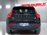 Volvo XC40 2022 Musta