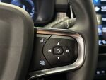 Volvo XC40 2022 Musta