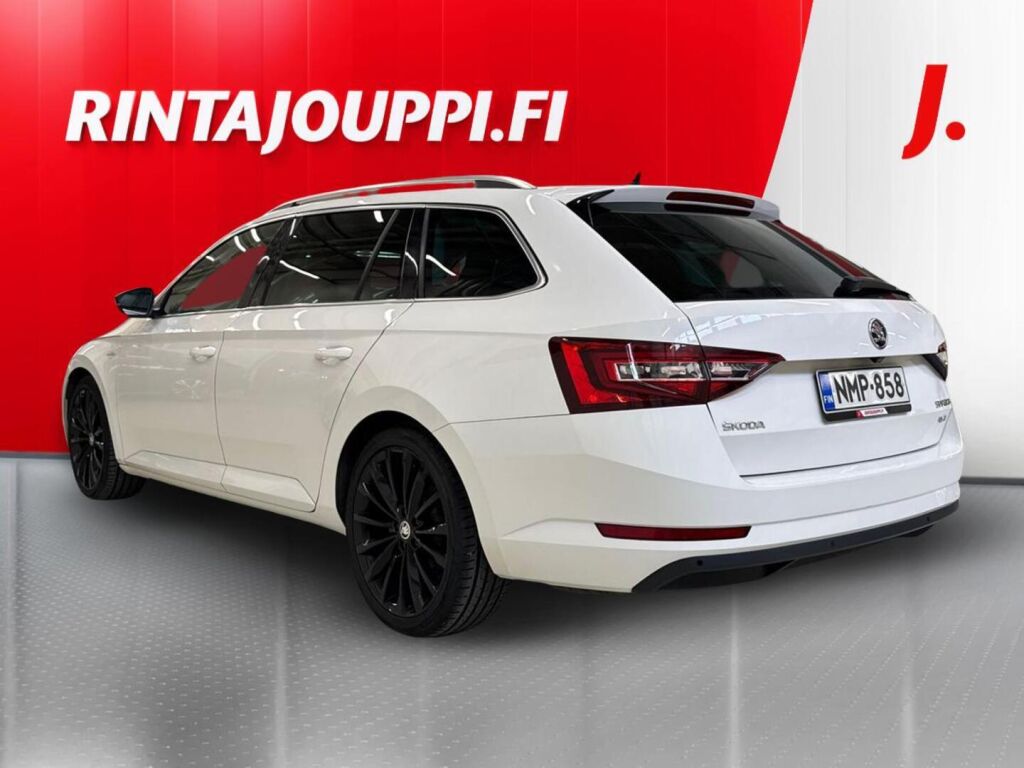Skoda Superb 2018 Valkoinen