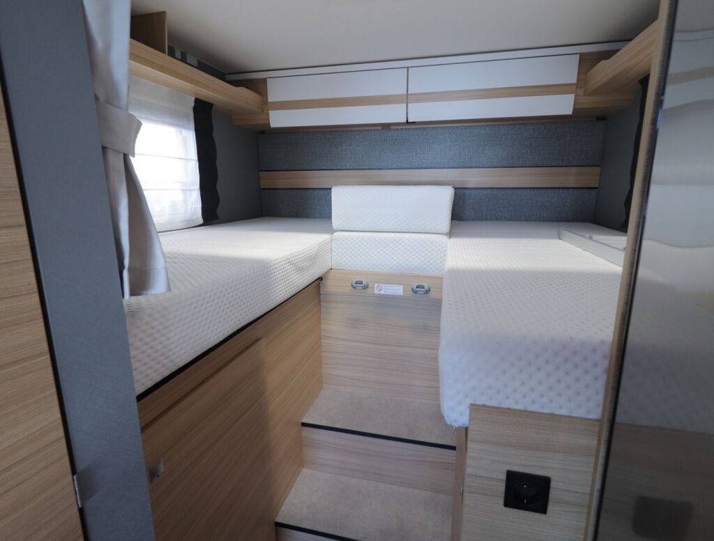 Dethleffs JUST T6812 EB 2022 Valkoinen