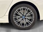 BMW 330 2022 Valkoinen