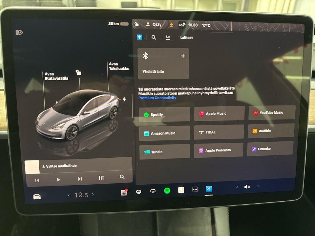 Tesla Model 3 2022 Harmaa