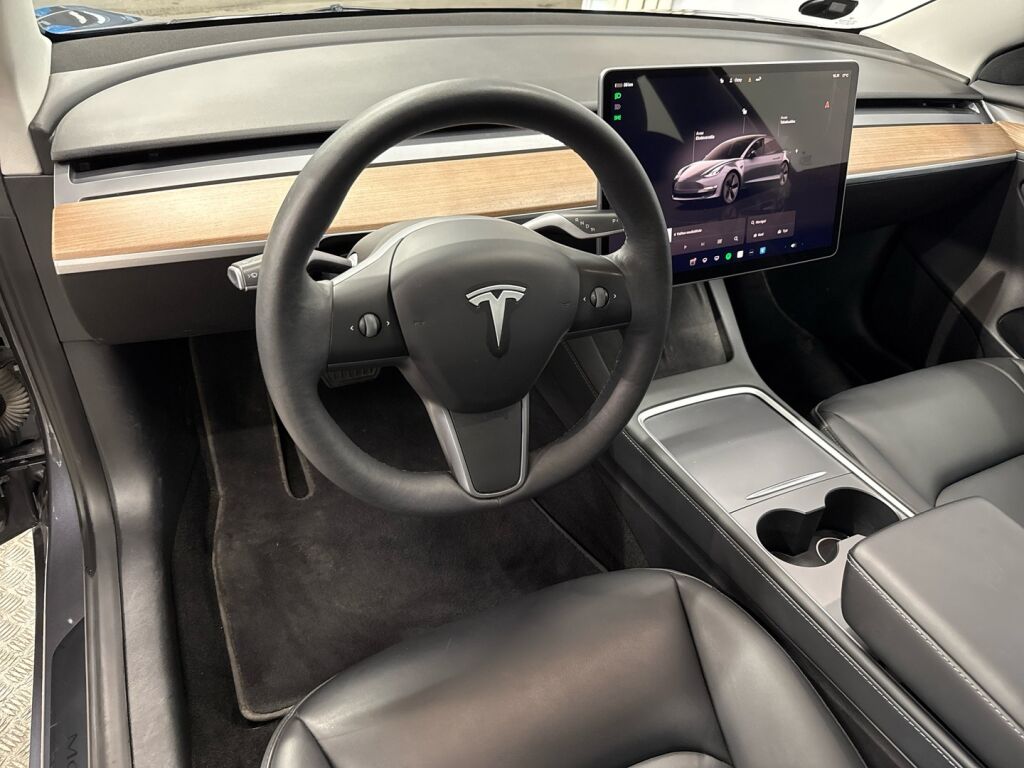 Tesla Model 3 2022 Harmaa