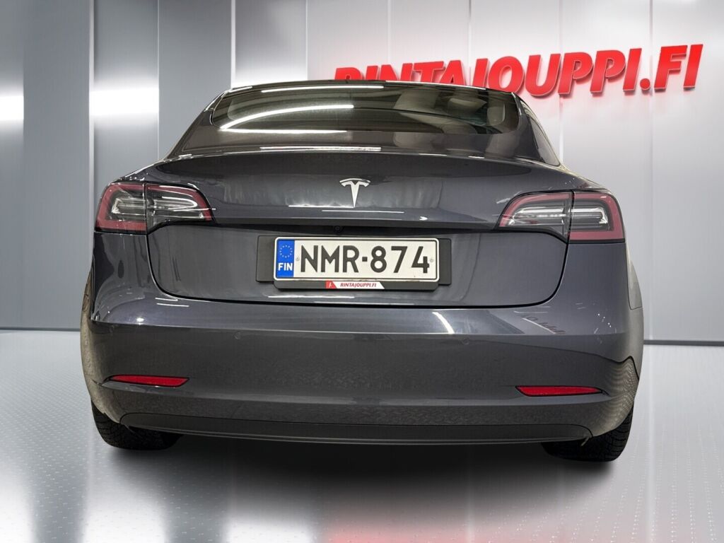 Tesla Model 3 2022 Harmaa