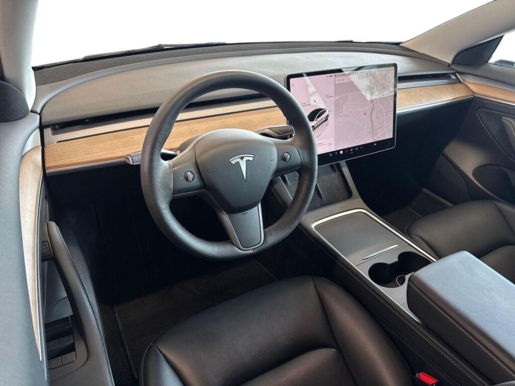 Tesla Model 3 2022 Valkoinen