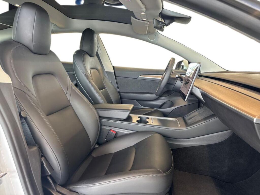 Tesla Model 3 2022 Valkoinen