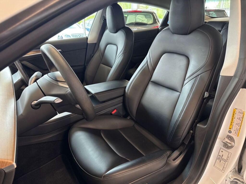 Tesla Model 3 2022 Valkoinen