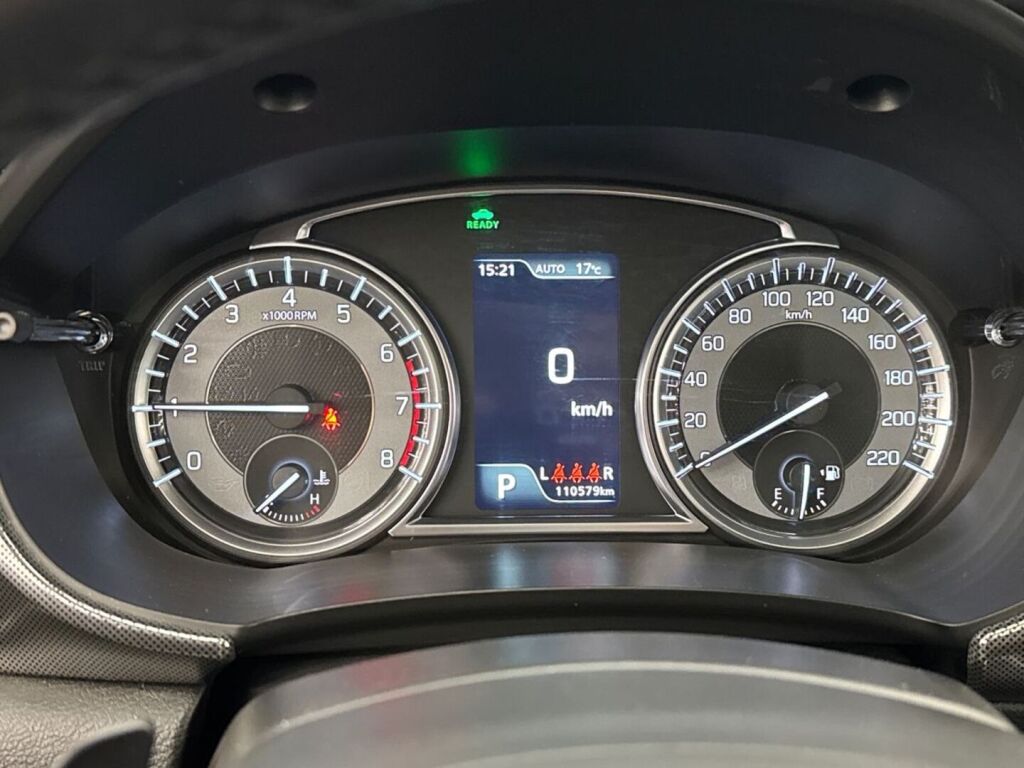 Suzuki Vitara 2022 Harmaa